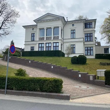 Kuschelige Wohlfuhl-wohnung In Strandlage