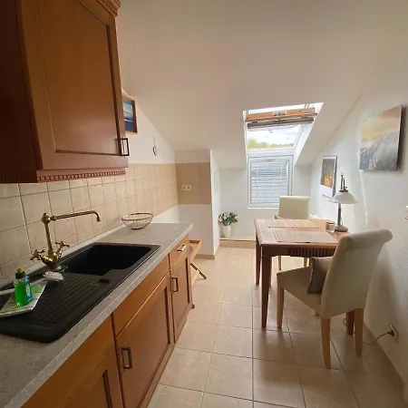 Kuschelige Wohlfuhl-wohnung In Strandlage Appartement
